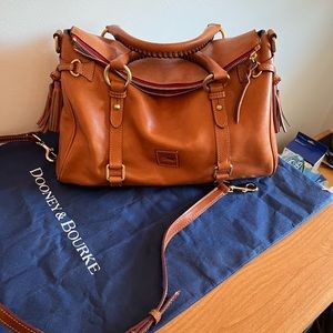 Dooney & Bourke large Florentine Satchel in Natural.